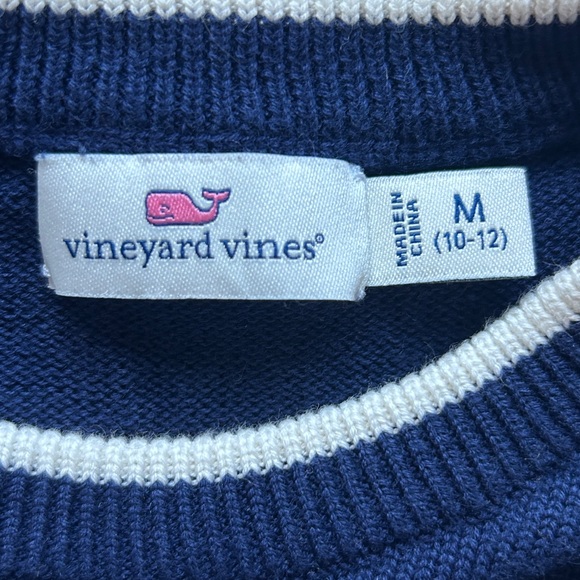 Vineyard Vines Crewneck with Whale - Picture 3 of 6